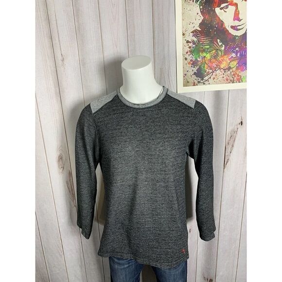 Tommy Bahama Other - TOMMY BAHAMA Long Sleeve Men's T Shirt Size Medium Gray Excellent!